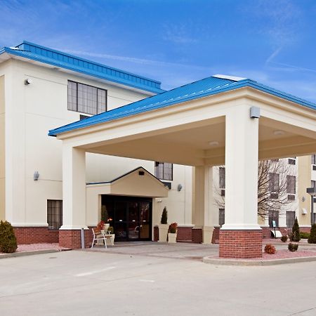 Holiday Inn Express Washington Exterior photo