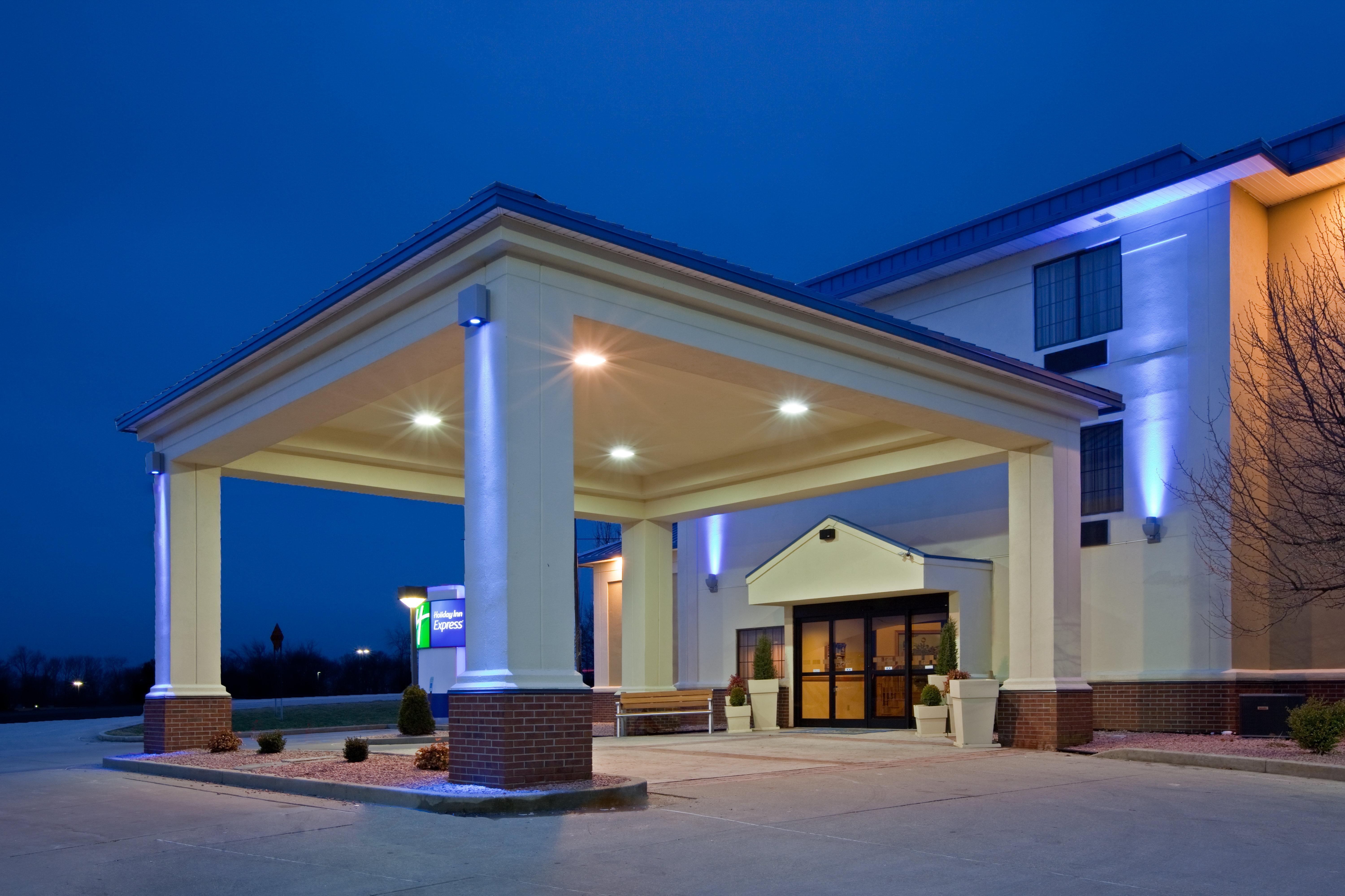 Holiday Inn Express Washington Exterior photo